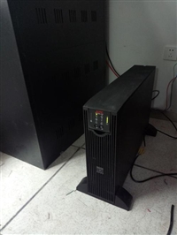 施耐德UPS电源SPRM1KLB36V-9A-6P电池包