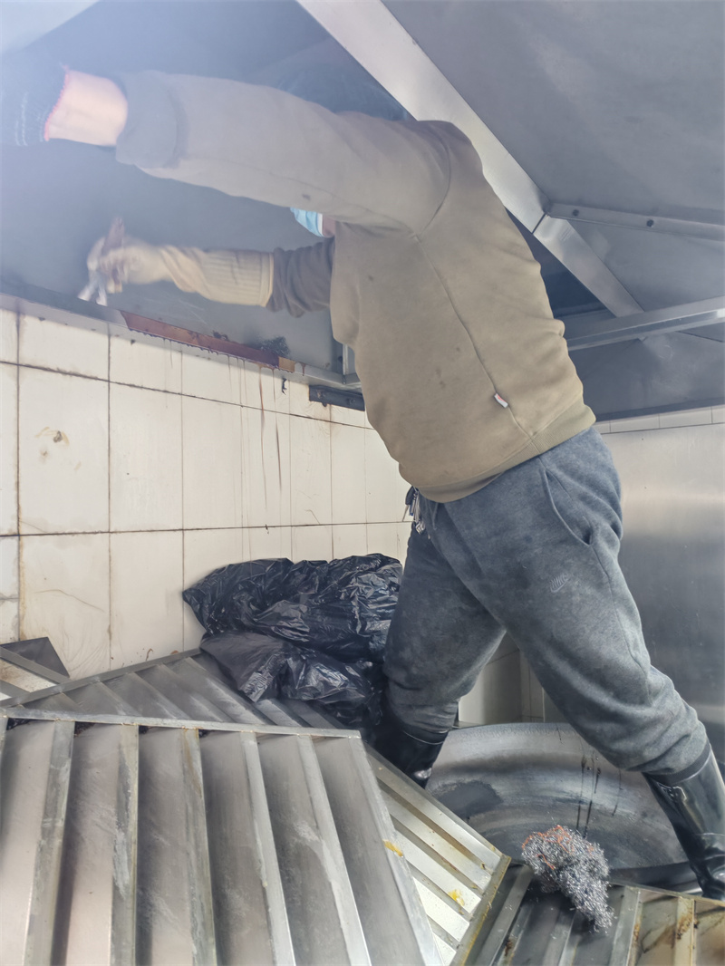 成都武侯区餐饮排烟风机清洗服务热线 附近净化器清洗