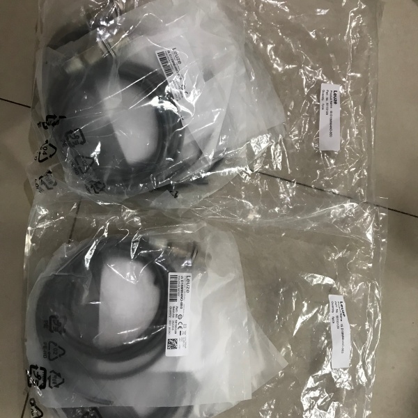 leuze劳易测传感器IS?212MM/4NO-4E0-S12尺寸图
