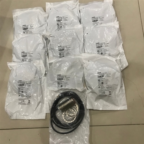 leuze劳易测传感器IS?212MM/4NO-4E0-S12尺寸图