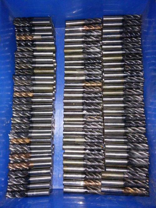 日盛废旧物资 库存 钨钢滚刀回收 在线估价 值得信赖