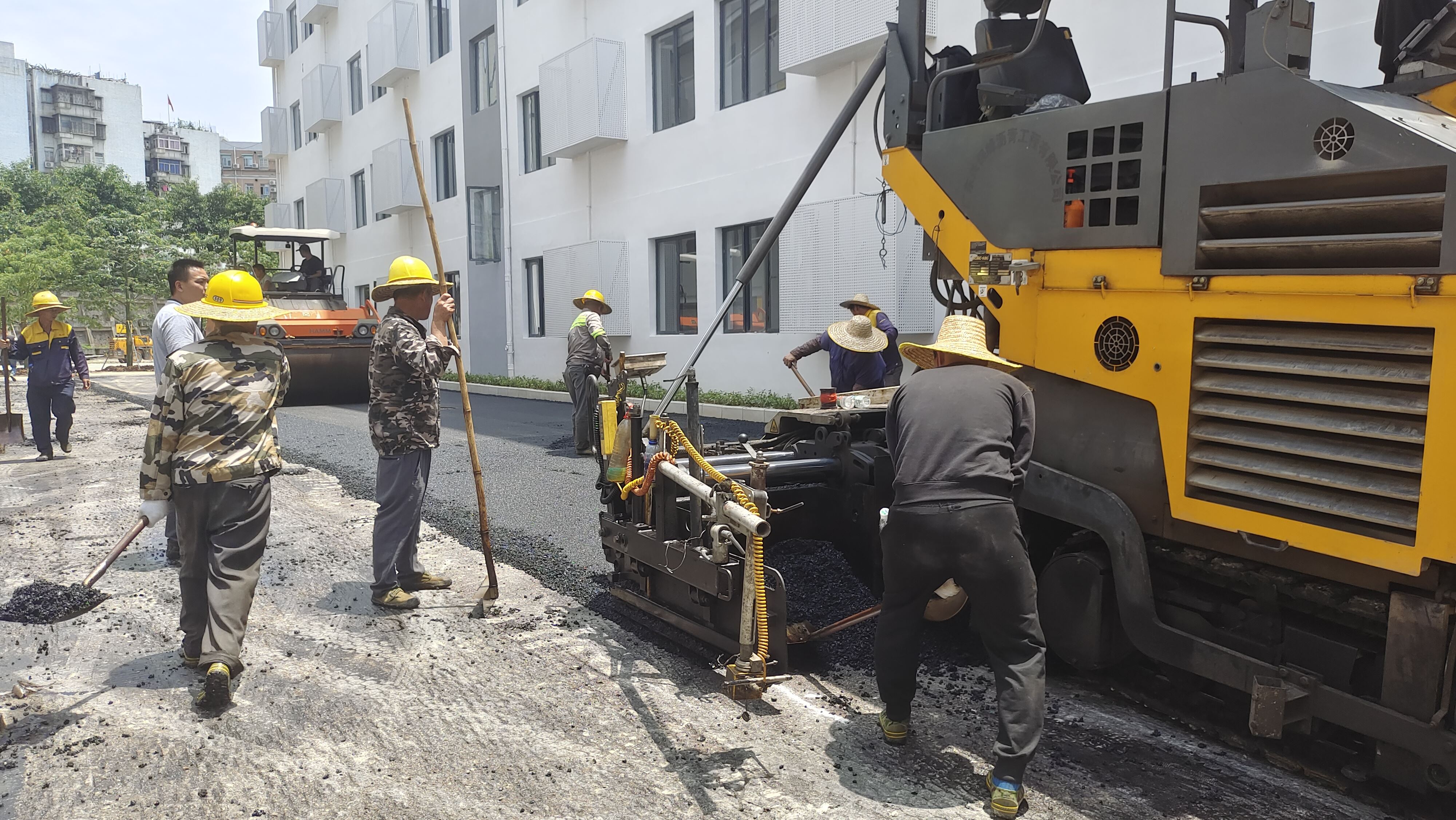 路易通 江门沥青道路施工方案  怎么修补 施工电话