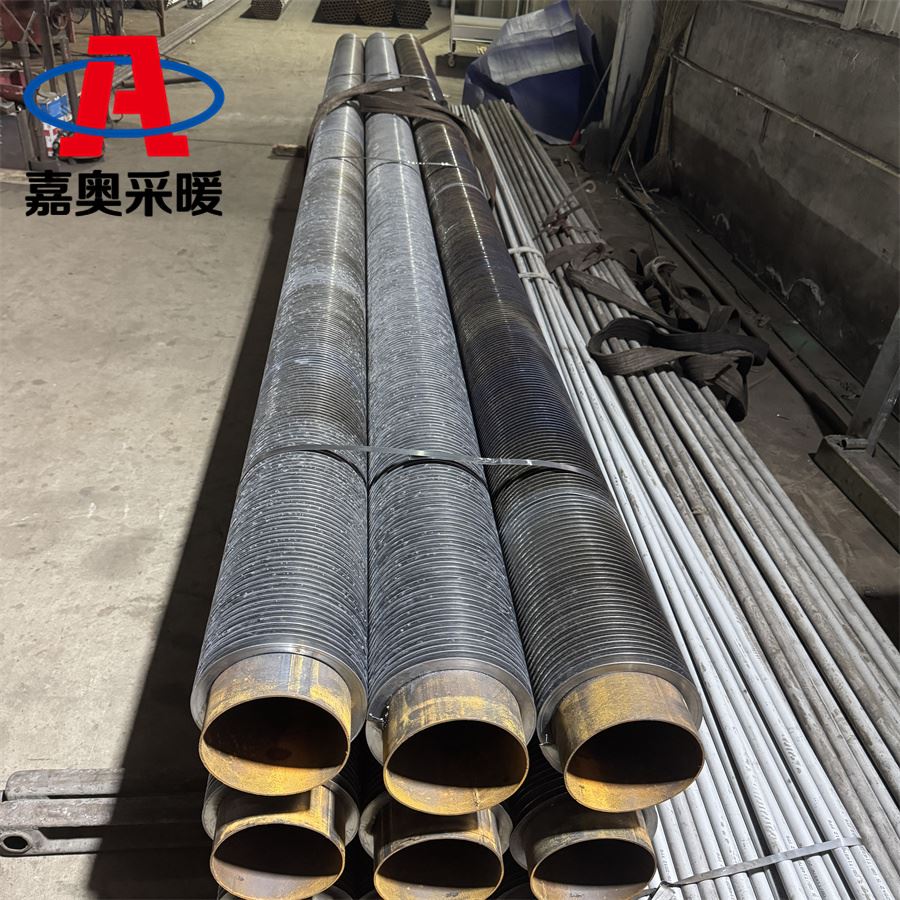 温室用热水型光面管散热器安装