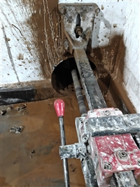 义乌热水器浴霸打孔 义乌朝阳门敲墙凯门洞打孔
