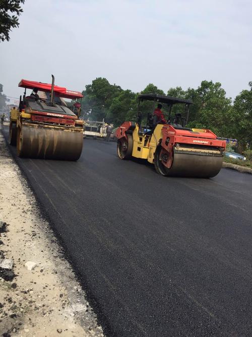 路易通 珠海彩色沥青路面施工 路面养护修补 怎么修补 施工电话