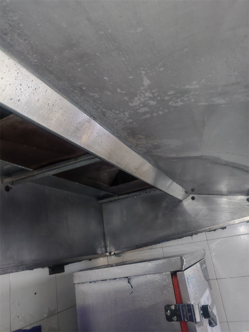 成都成华区餐饮排烟风机清洗公司电话 上门油烟净化器清洗
