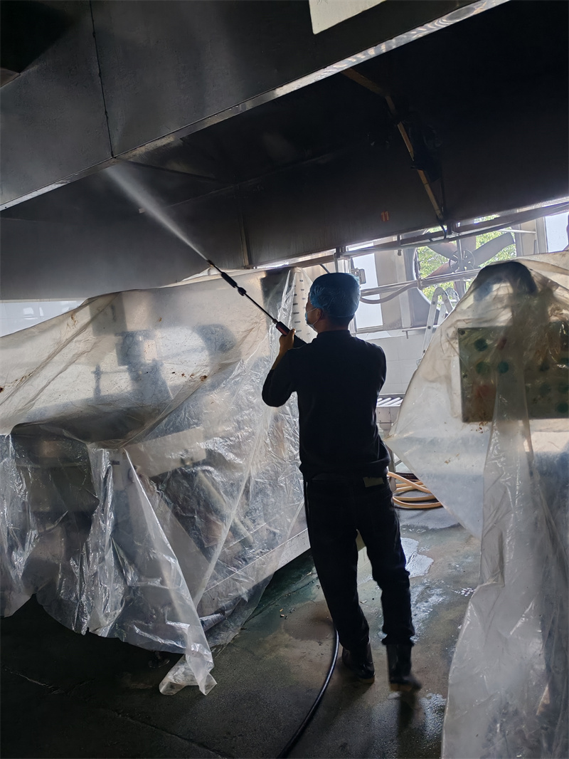 成都青羊区柜式风机清洗价格 上门离心风机清洗