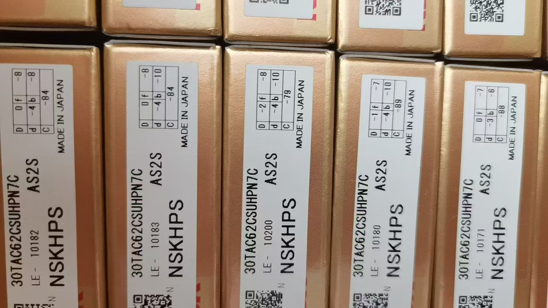NSKHPS超精密角接触球轴承30TAC62CSUHPN7C AS2S 高速静音机床主轴专用