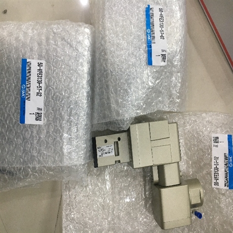 SMC电磁阀VQ4151-5H1底板配管型 