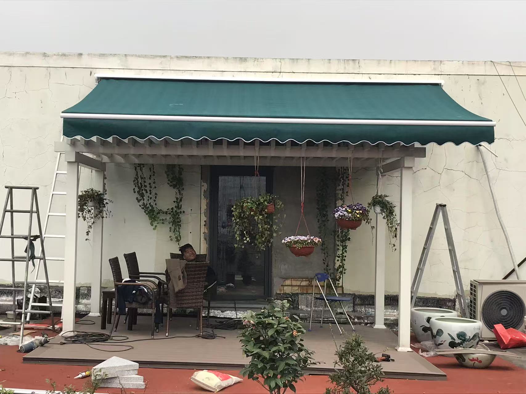 常州武进 伸缩雨棚 遮阳伞 厂商