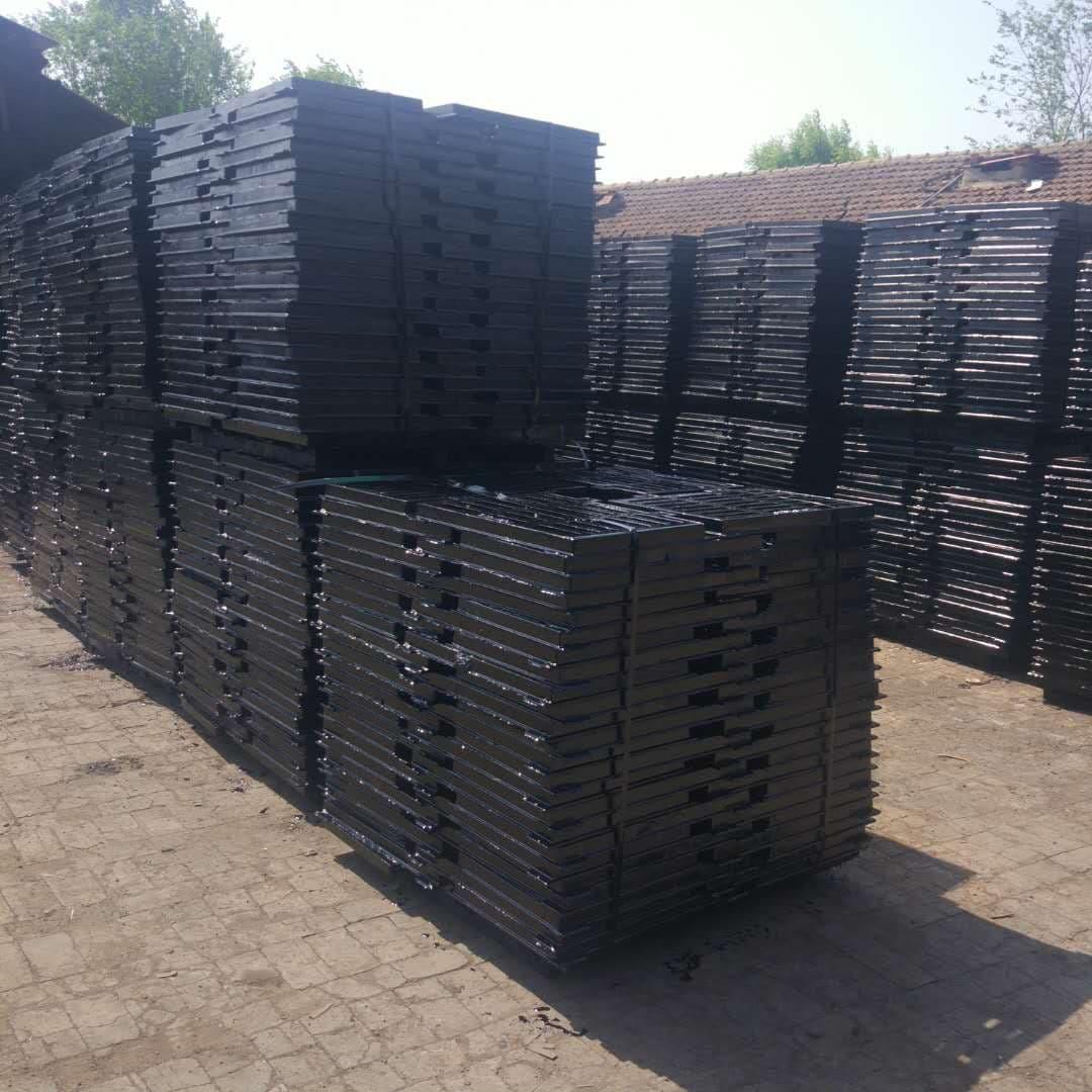 球墨铸铁井盖产品展示