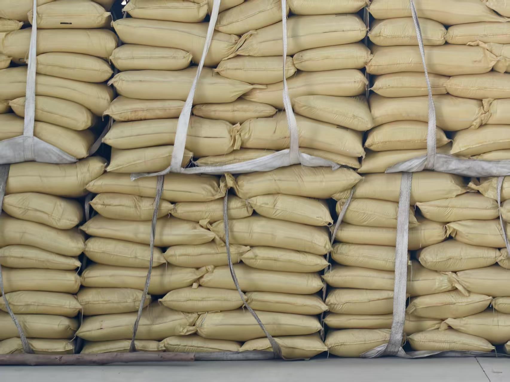 聚合氯化铝沉淀剂污水处理厂库存充足