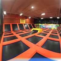 天津6人发光蹦极游乐设备  发光蹦极厂家