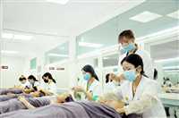 永州学彩妆哪个学校好-世纪色彩美甲培训学院
