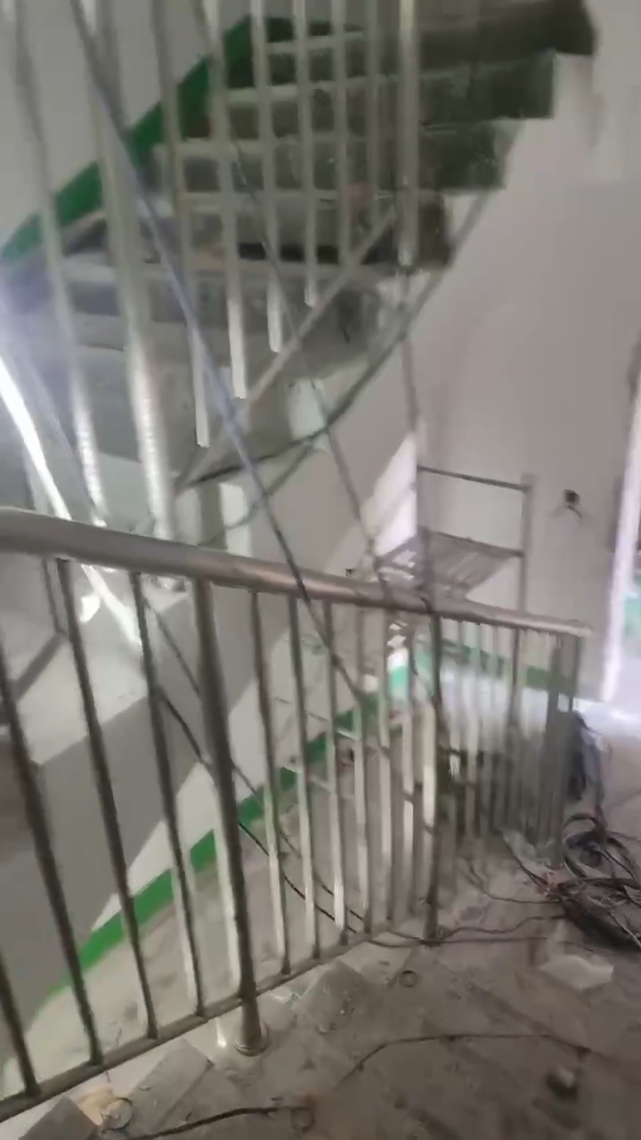 不銹鋼樓梯扶手欄桿 視頻